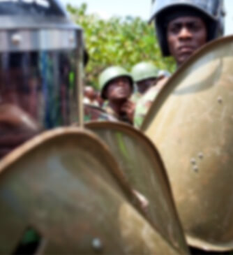 target="_blank""Fake